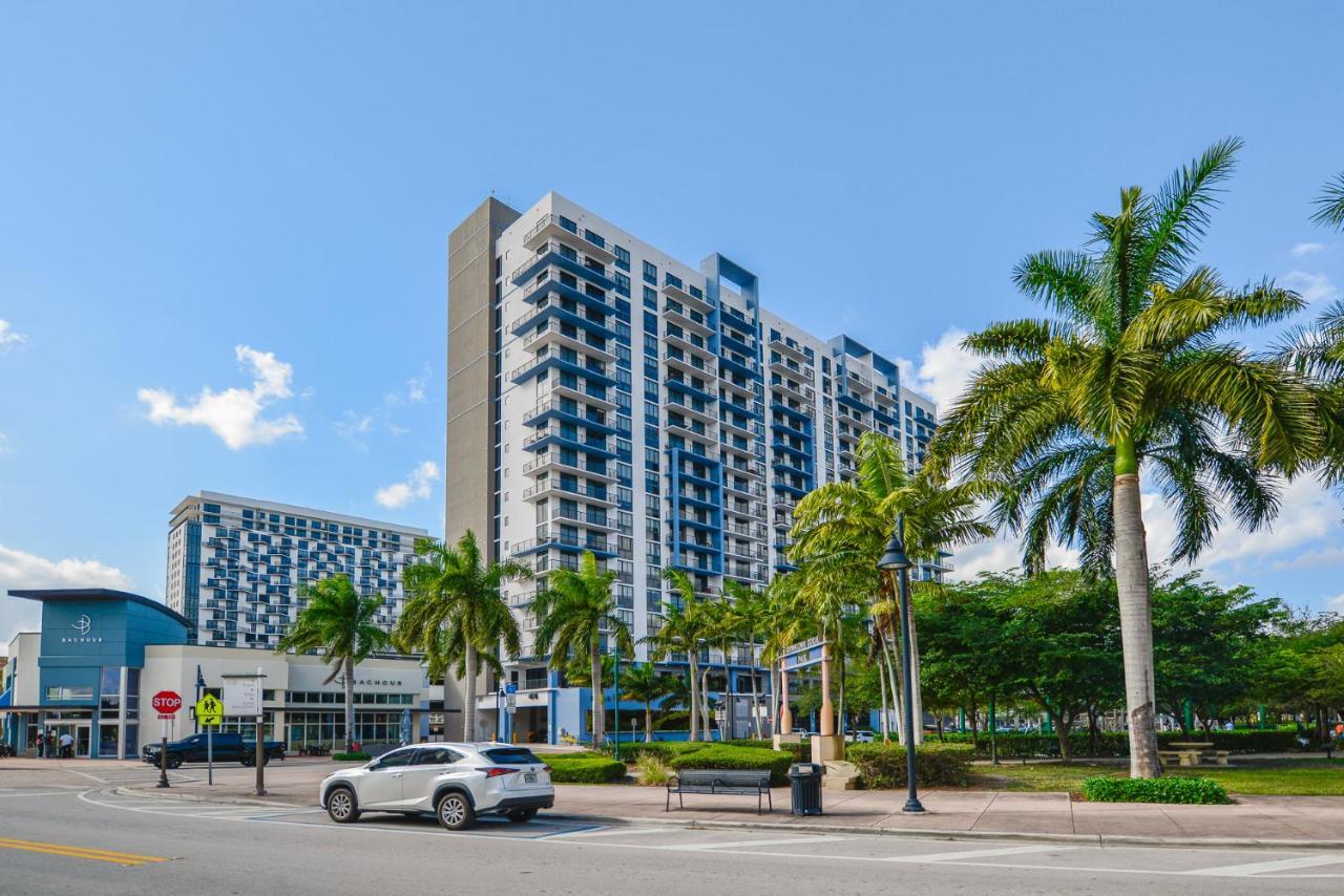 Cozy 1- 1 Bedroom Steps From Downtown Doral Park Miami Esterno foto